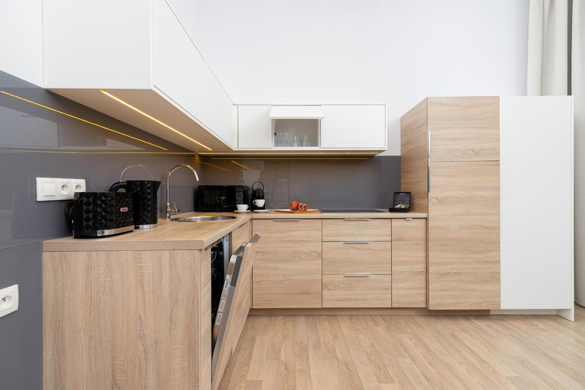 Dietla With A Mezzanine In The Center Of By Renters Krakow