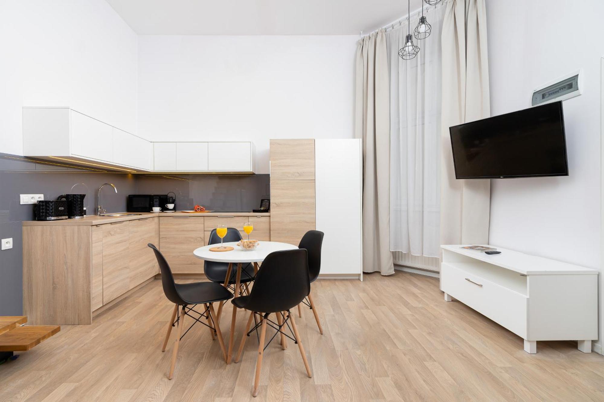 Dietla With A Mezzanine In The Center Of By Renters Apartment