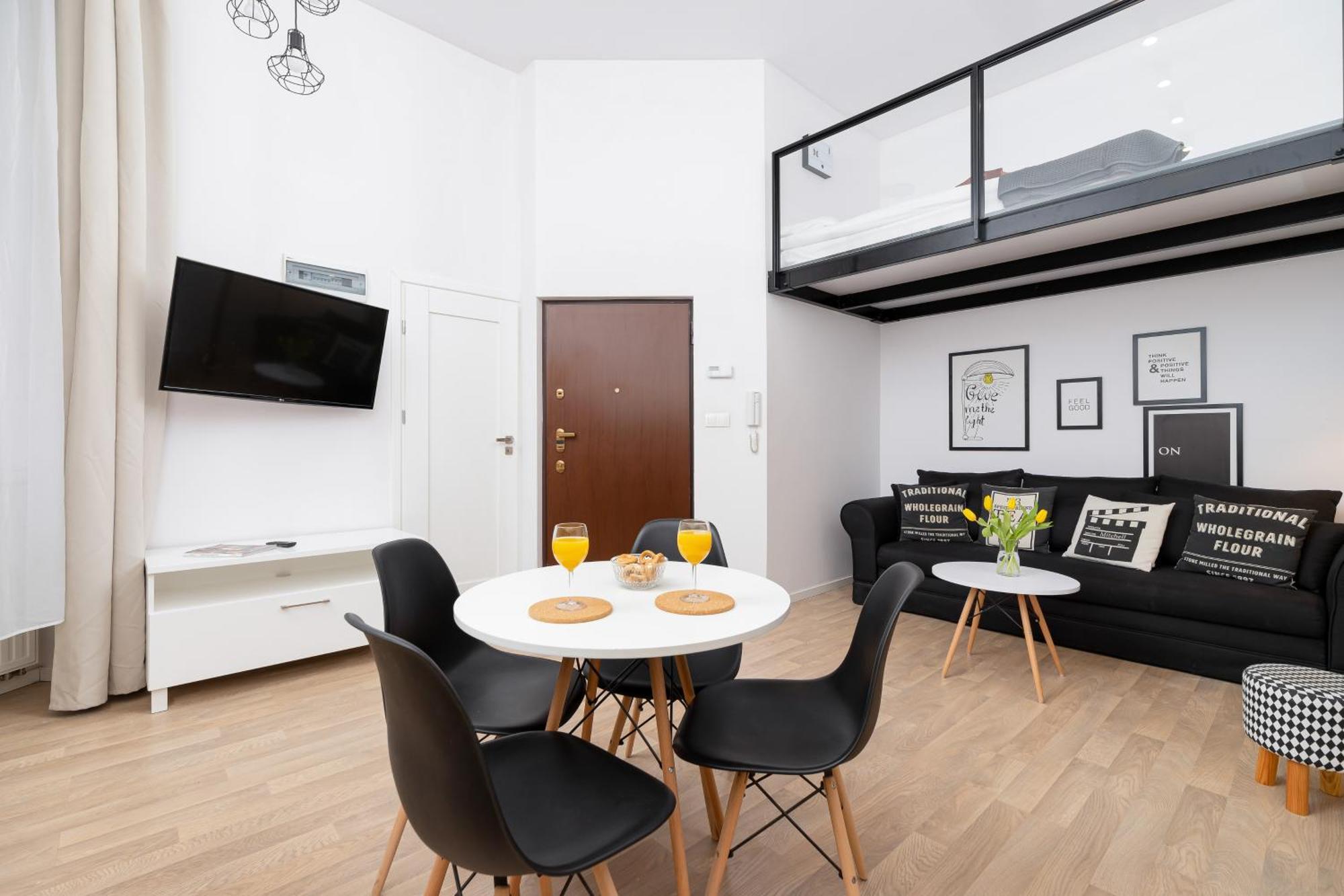 Apartament Dietla With A Mezzanine In The Center Of By Renters Kraków