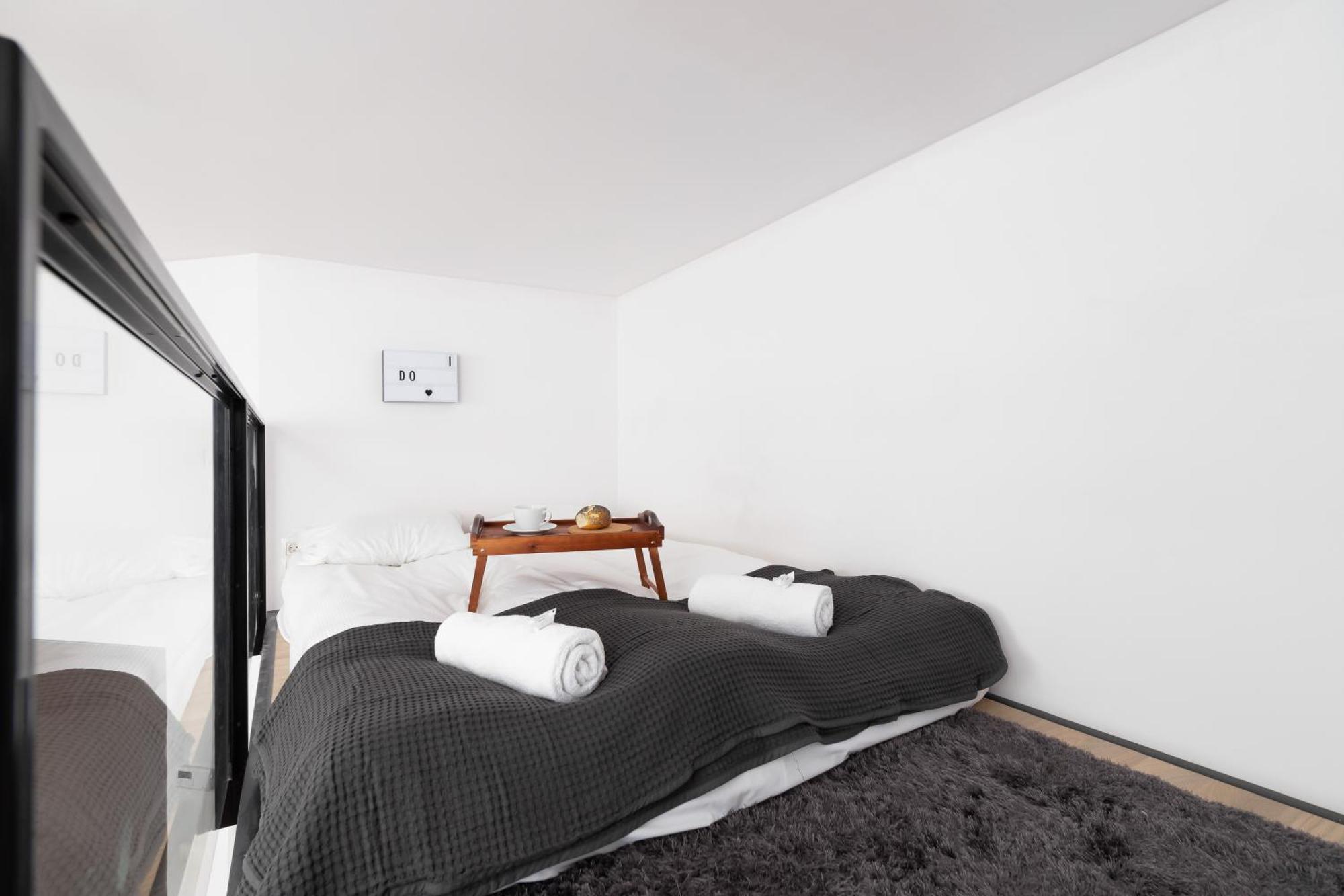 Dietla With A Mezzanine In The Center Of By Renters Apartament *